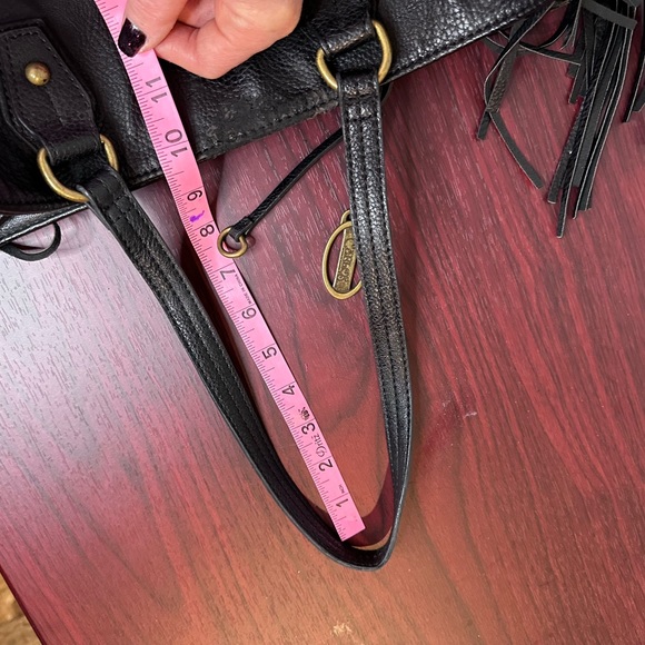 Carlos Santana fringed black leather bag. - Picture 11 of 13